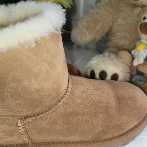UGG boots - Picture 7 of 9